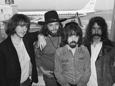 Le groupe The Byrds, au Schiphol Airport (Hollande) en 1970