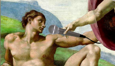 T'as vu mon gros micro ? (on remarquera le montage photo encore plus scandaleux que le précédent)